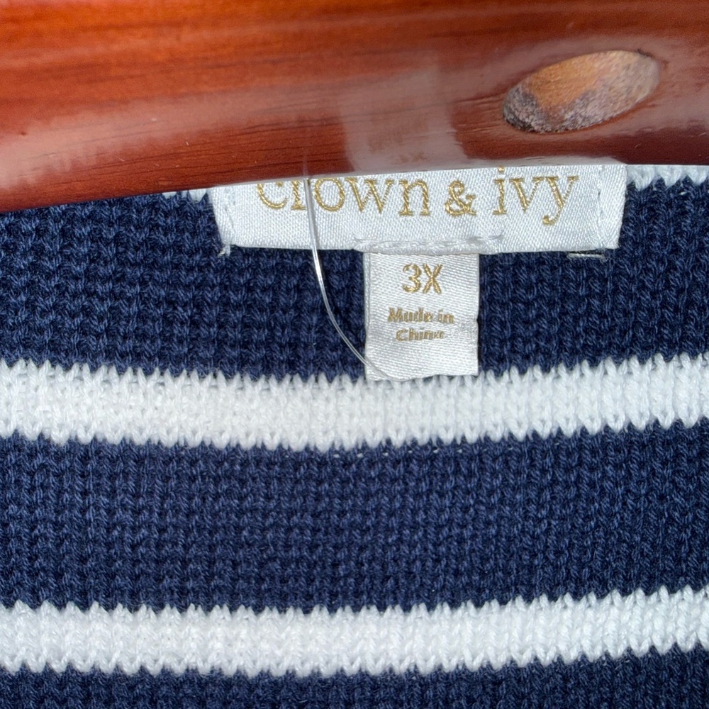 Crown & Ivy Navy and White Striped Cardigan - Picture 2 of 9